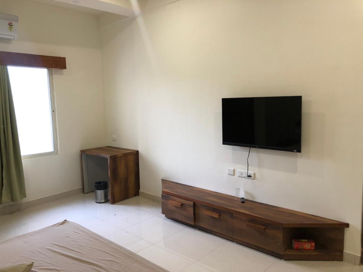 西里古里 Dakini House酒店 外观 照片